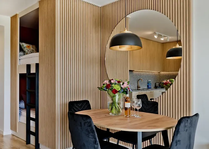 Blueapart Jezynowa 亚斯塔尔尼亚