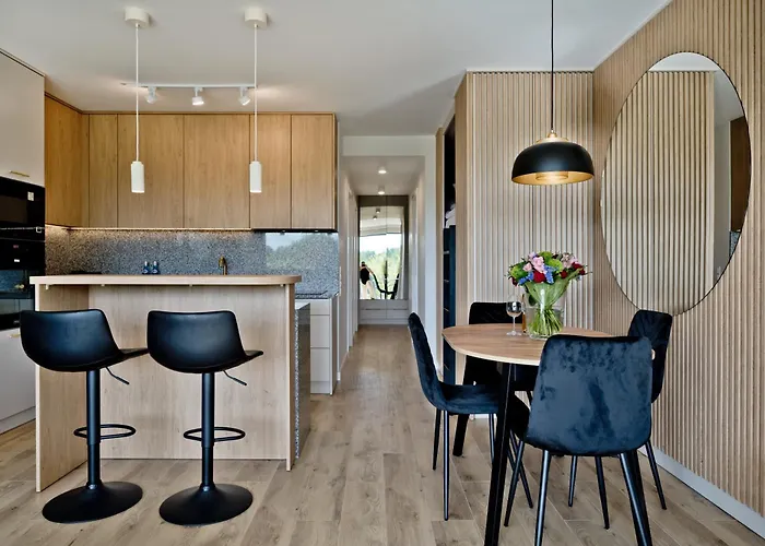 Blueapart Jezynowa 亚斯塔尔尼亚