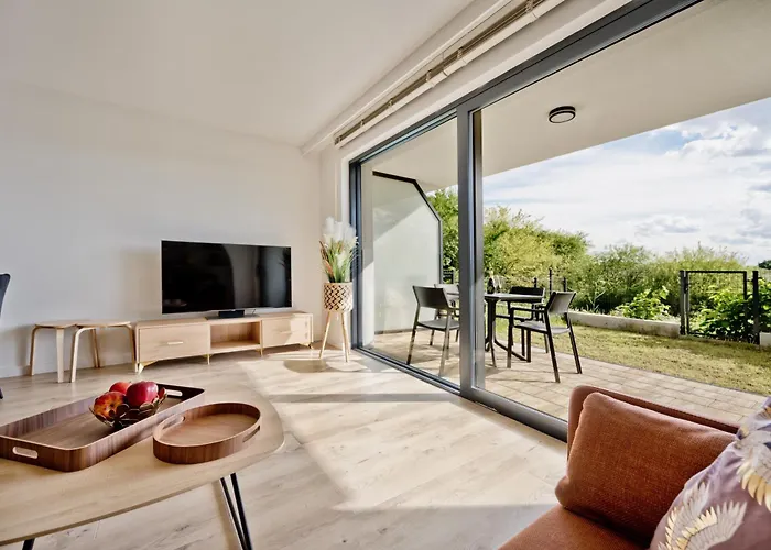 Blueapart Jezynowa 亚斯塔尔尼亚