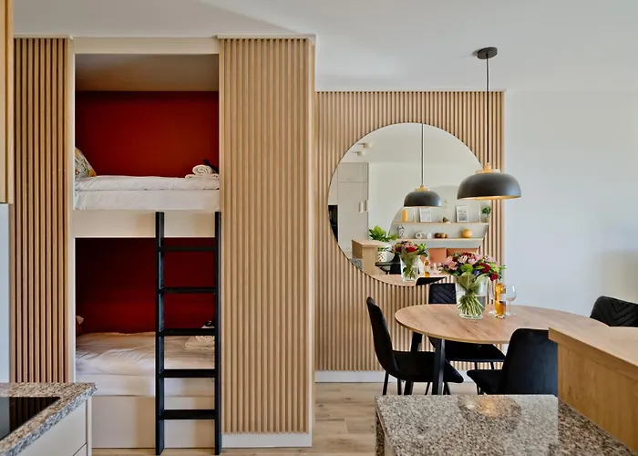 Blueapart Jezynowa * 亚斯塔尔尼亚