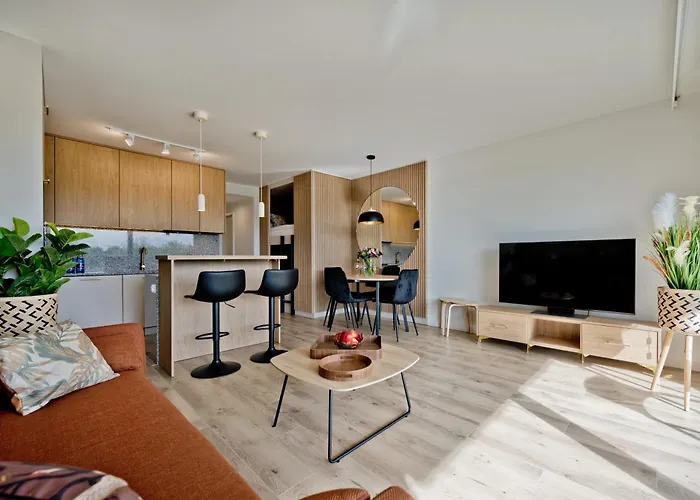 Blueapart Jezynowa * 亚斯塔尔尼亚